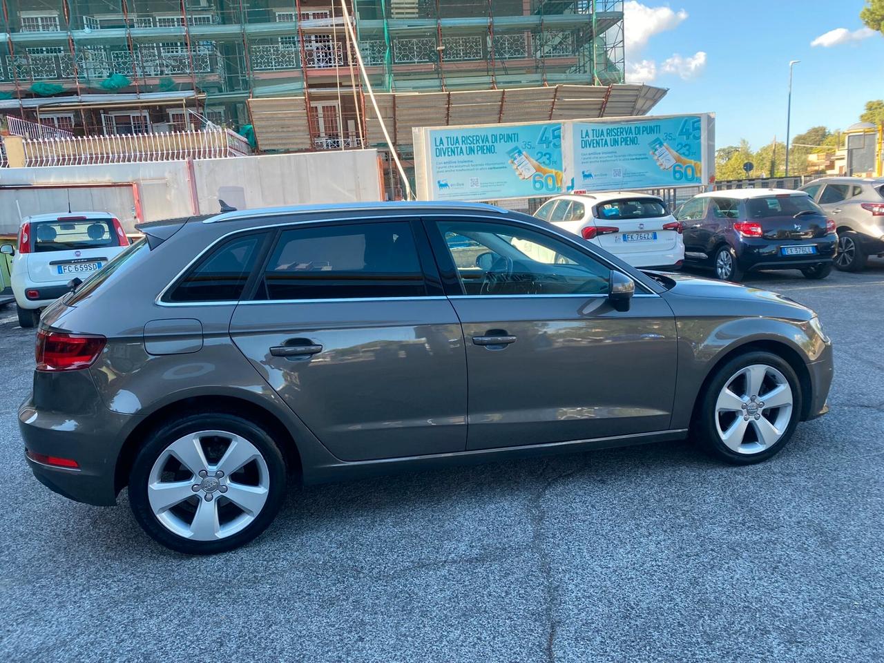Audi A3 SPB 1.4 TFSI S tronic g-tron Attraction