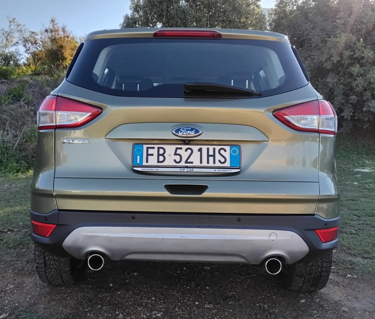 Ford Kuga 2.0 TDCI 150 CV S&S 4WD Powershift Titanium