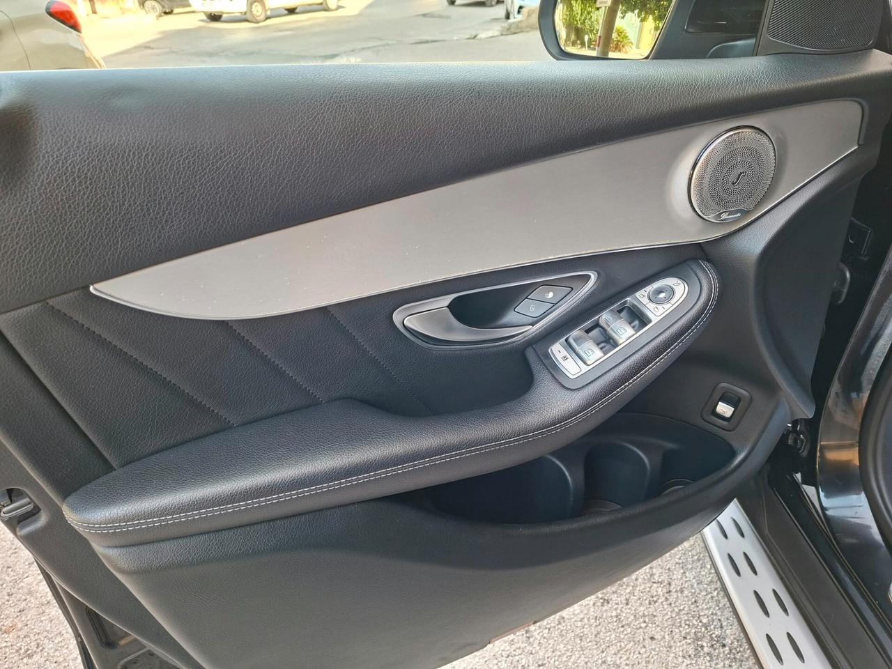 MERCEDES GLC 250d 4Matic 204cv Coupé Premium AMG