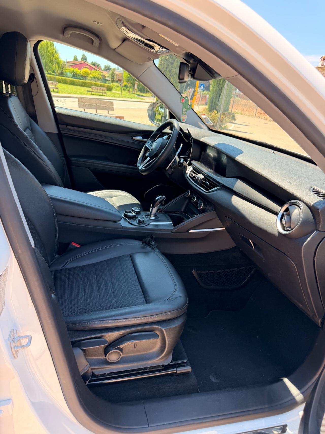 Alfa Romeo Stelvio 2.2TD 2018 PRONTO USO GARANZIA