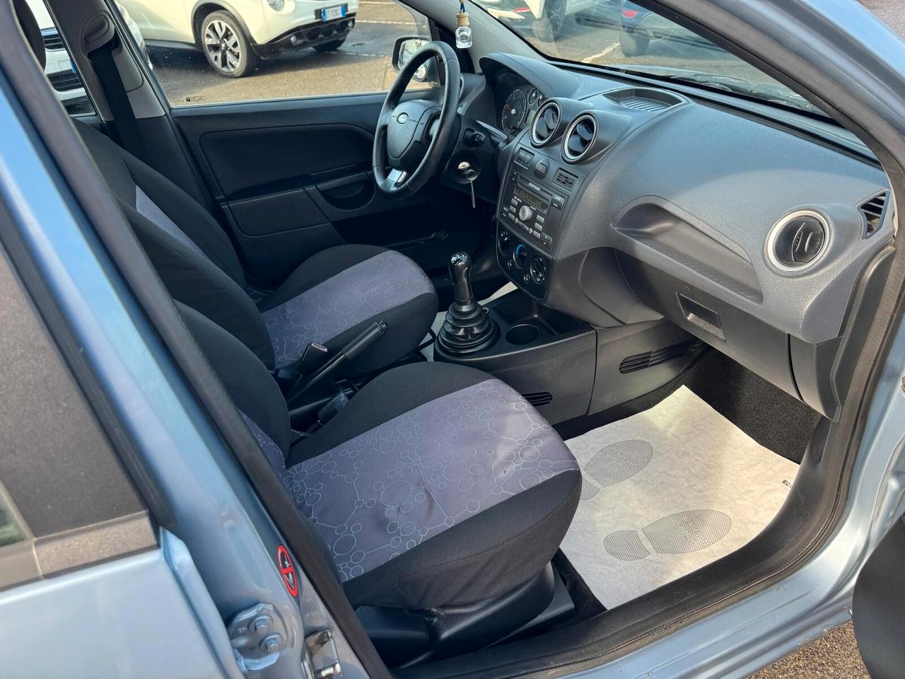 Ford Fiesta 1.4 TDCI 68CV 5P NEOPAT 2007