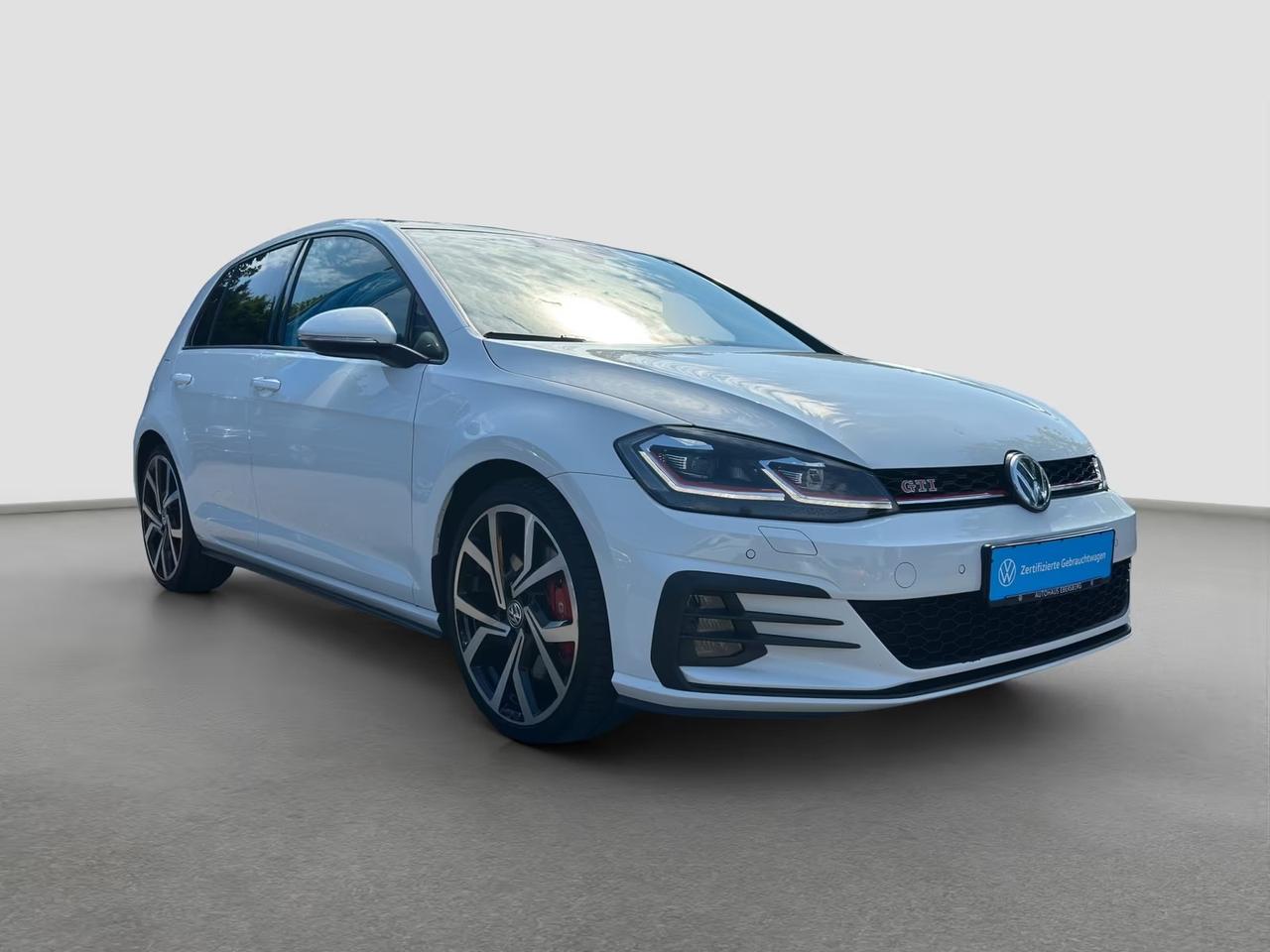 Volkswagen Golf GTI 2.0 TSI BlackStyle