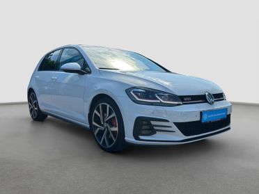 Volkswagen Golf GTI 2.0 TSI BlackStyle