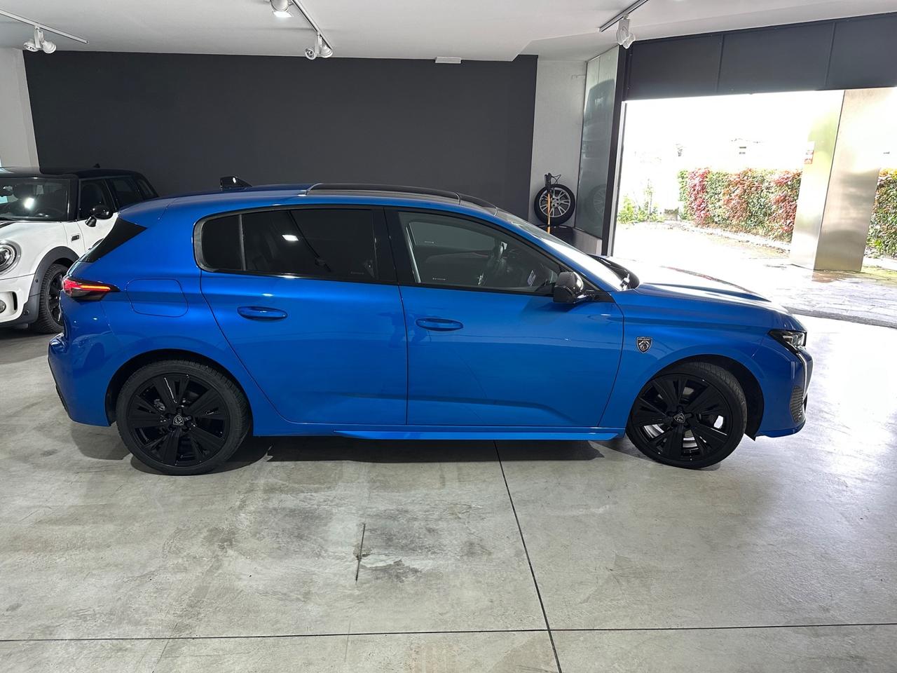 Peugeot 308 BlueHDi 130 S&S EAT8 GT