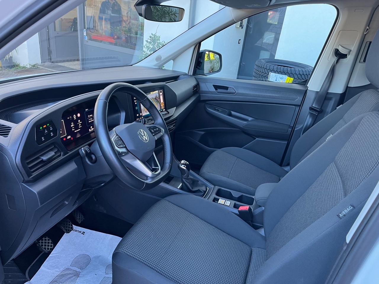 VOLKSWAGEN CADDY MAXI 7 POSTI