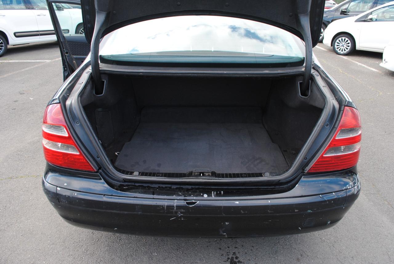 MERCEDES E 220 2.2 CDI 150 CV
