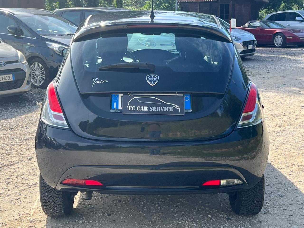 Lancia Ypsilon 1.2 Benzina Gold Permute Rate Neopatentati
