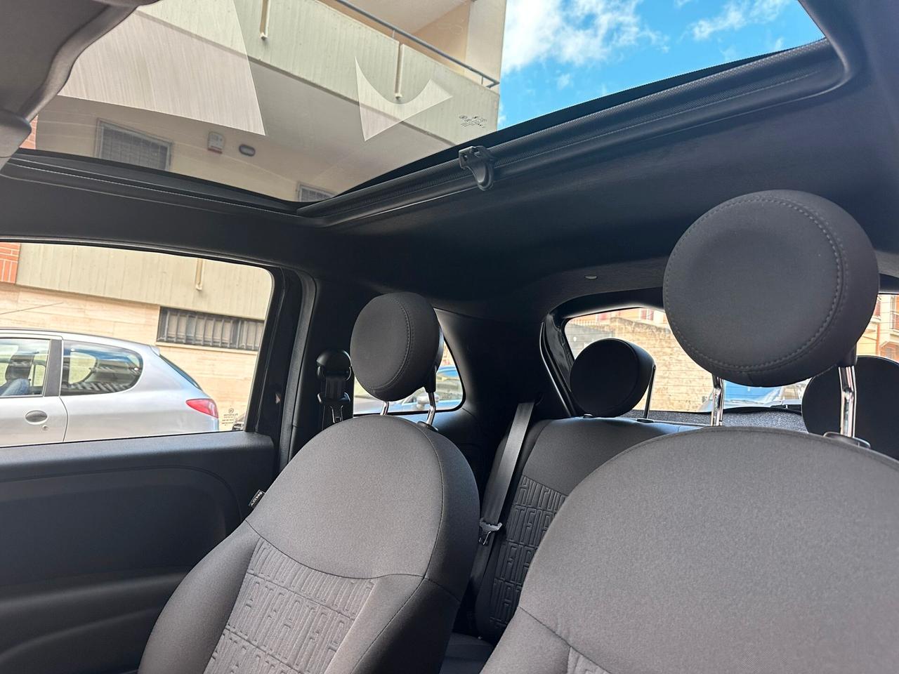 Fiat 500 1.0 Hybrid Dolcevita TETTO