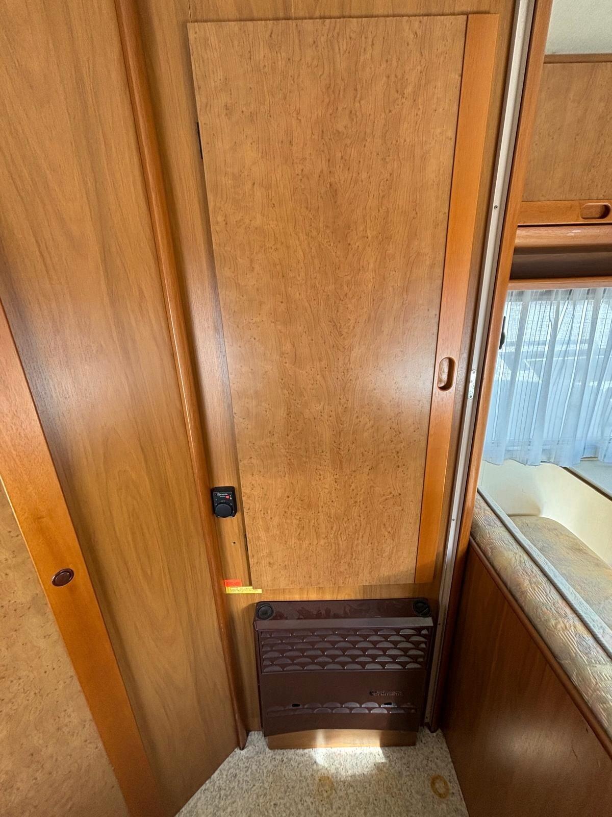 Ci International C.I. 611 camper