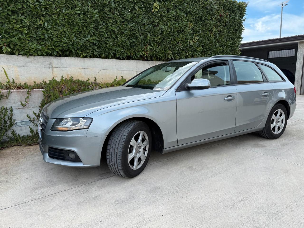 Audi A4 Avant 2.0 TDI 120 CV Si neopatentati.