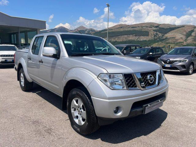 NISSAN Navara 2.5 dCi 4 porte Double Cab LE