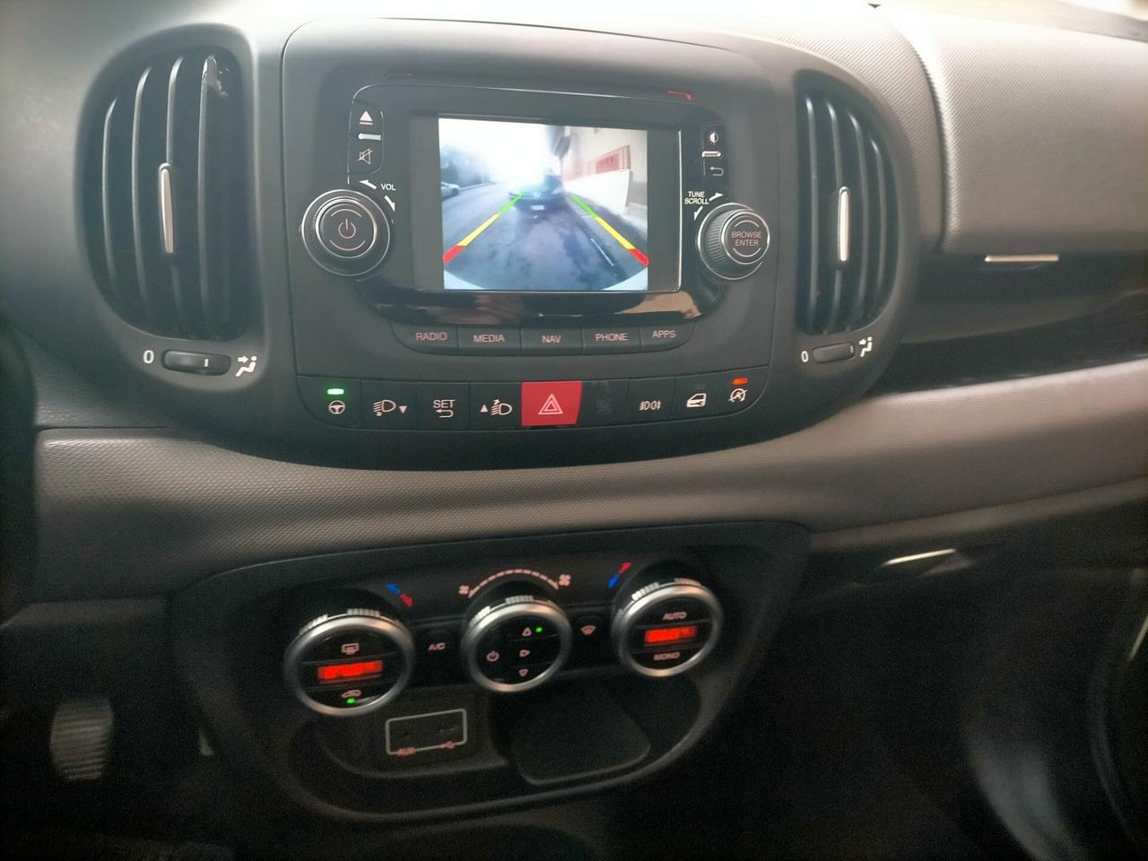 Fiat 500L Living 1.6 Multijet 120 CV Lounge TETTO PANORAMICO