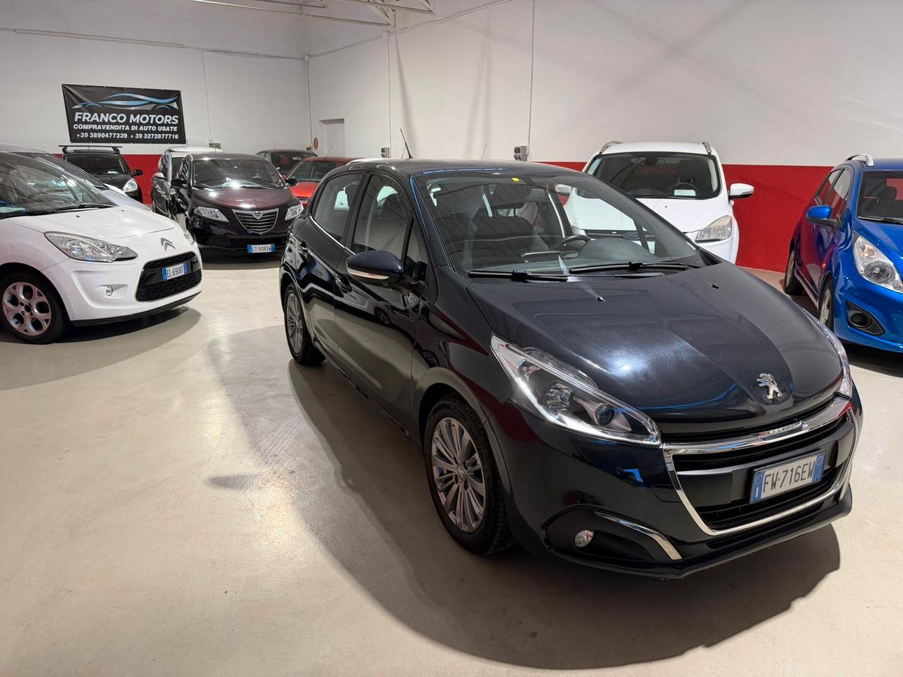 Peugeot 208 PureTech 82 5 porte Allure