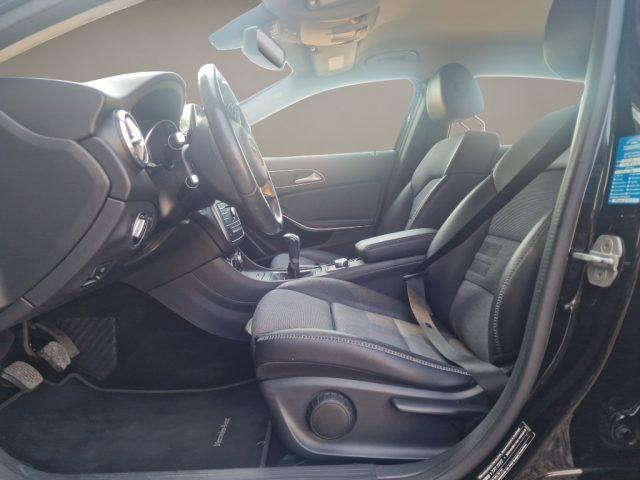 MERCEDES-BENZ GLA 180 d Automatic Business