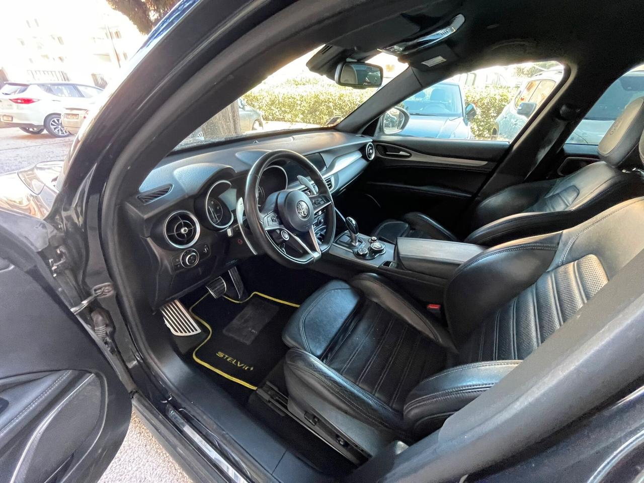 Alfa Romeo Stelvio 2.2 Turbodiesel 180 CV AT8 RWD Super