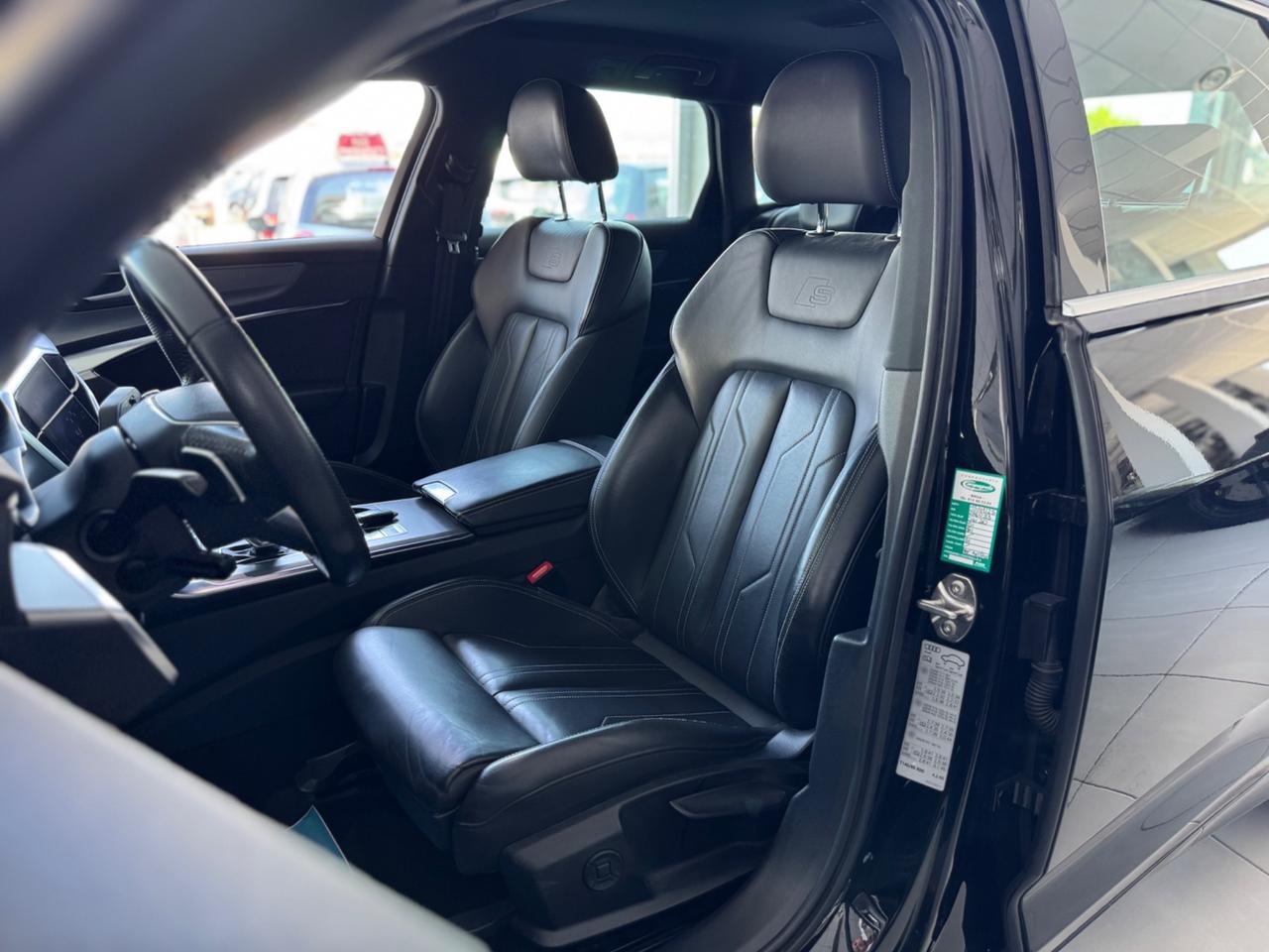Audi A6 40 2.0 TDI S tronic S-LINE