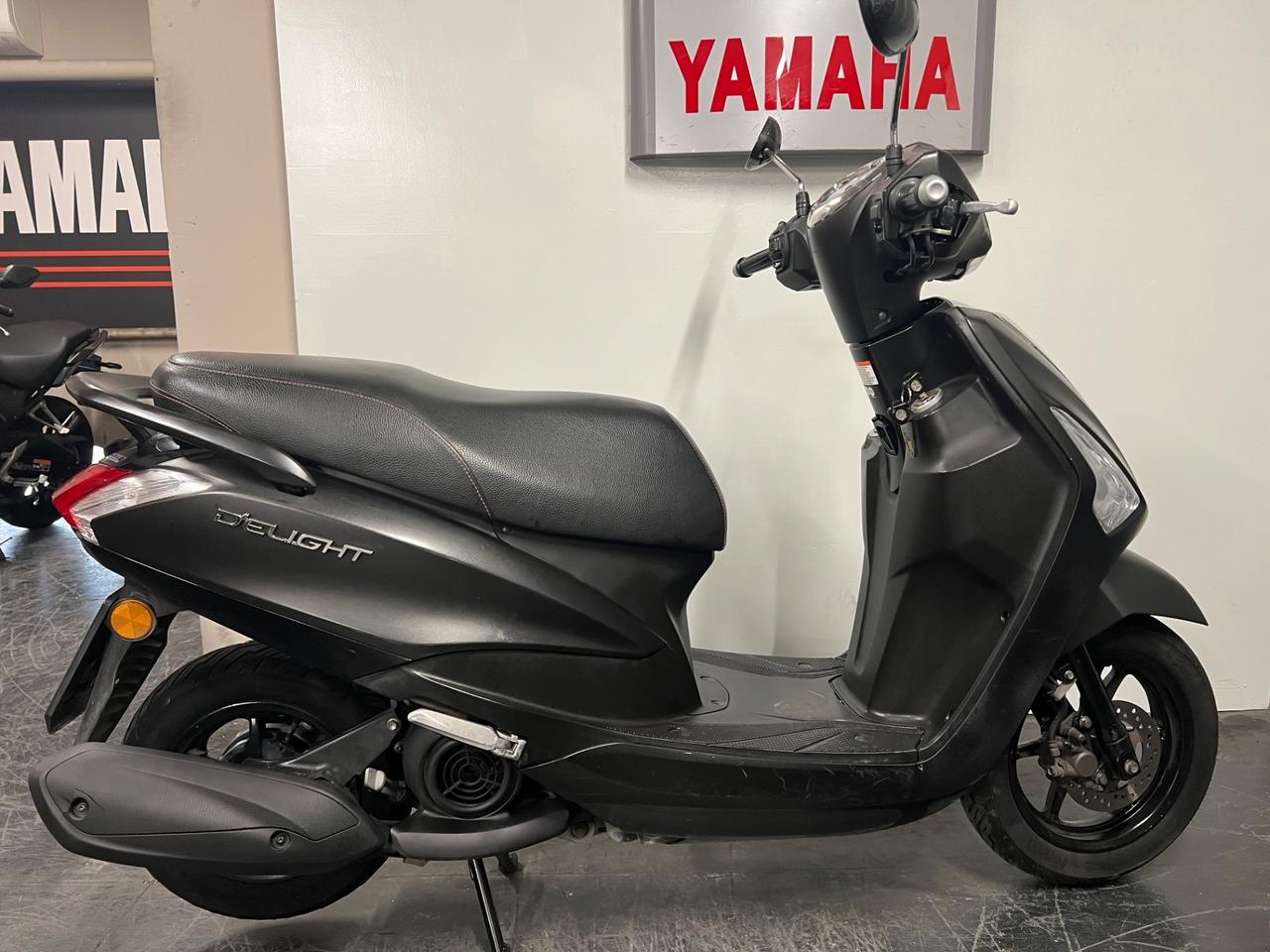 Yamaha D'elight 125