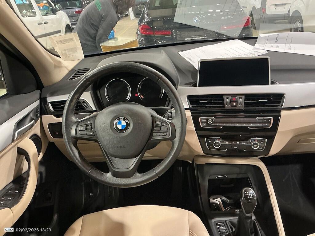 BMW X1 16D 115CV 6M. S-DRIVE BUSINESS ADVANTAGE ( FARI LED - NAVI - PELLE - PDC - CRUISE )