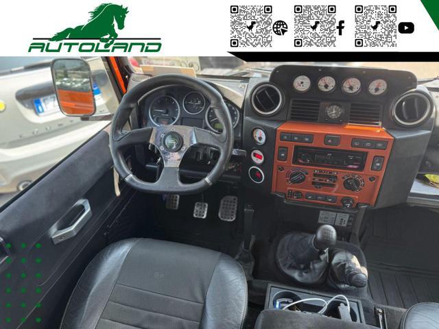 LAND ROVER Defender 110 2.4 TD4 Station Wagon SE