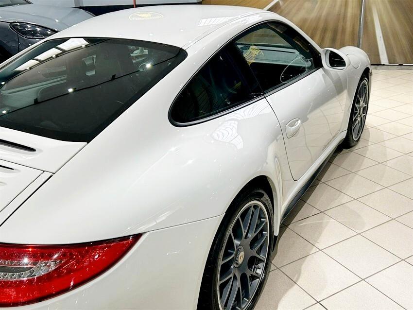 Porsche 911 997 Coupe 3.8 Carrera 4 GTS