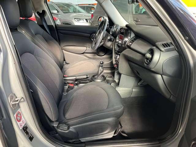 MINI Cooper D Mini IV F55-F56 2014 1.5 Business 5p