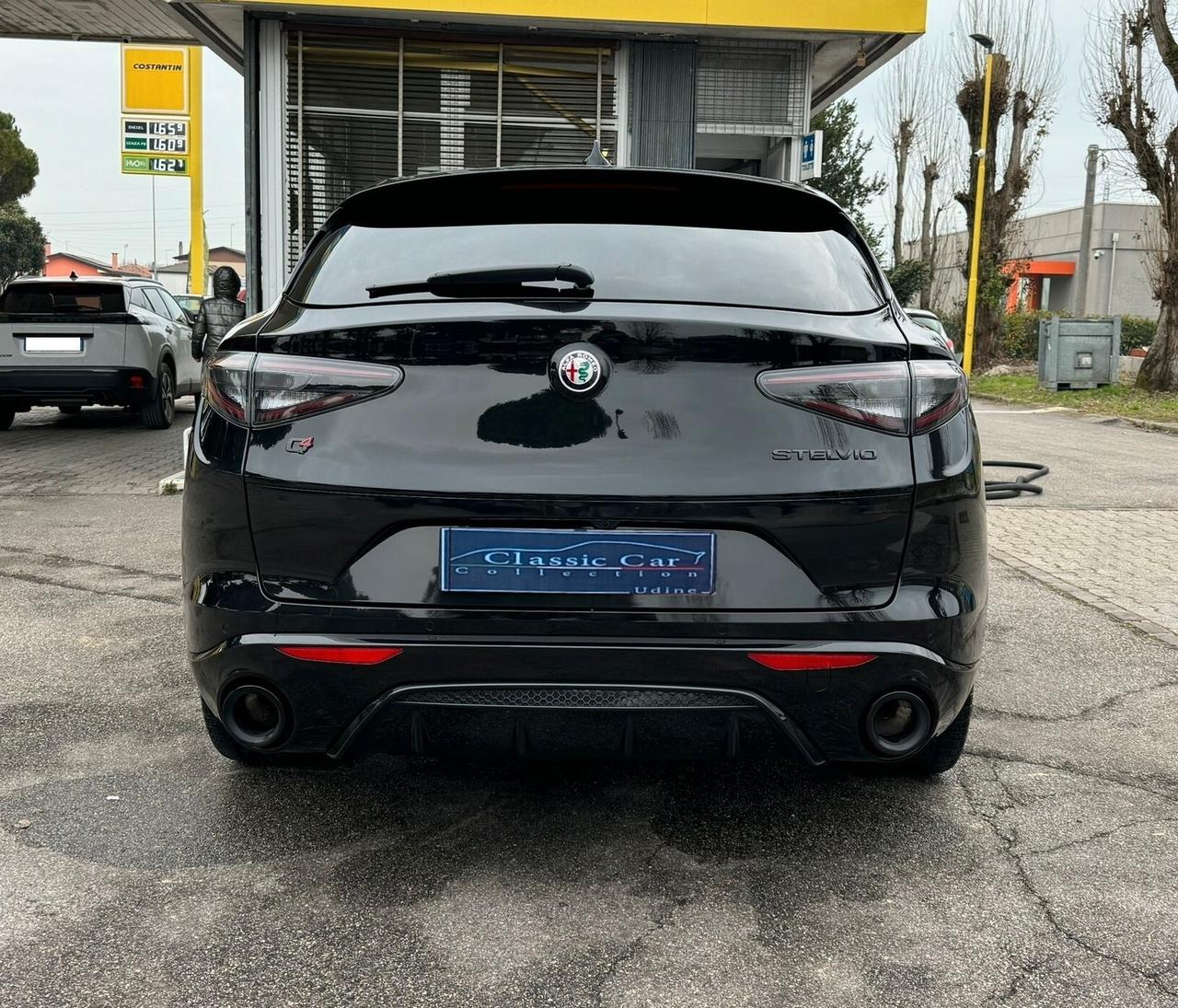 Alfa Romeo Stelvio 210CV Q4 COMPETIZIONE