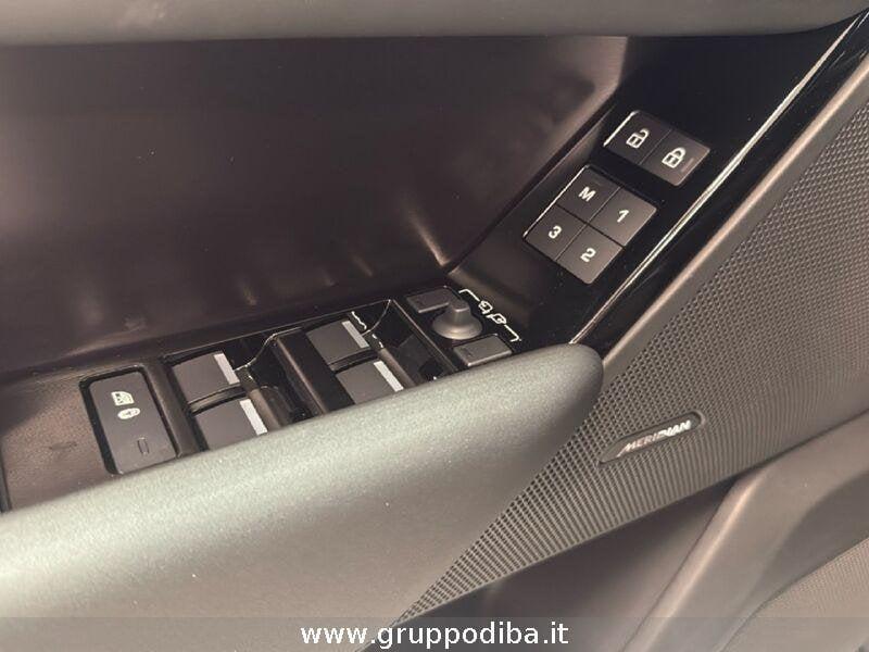 Land Rover Range Rover Velar Velar D MHEV 3.0D I6 300CV AWD AT Dynamic SE