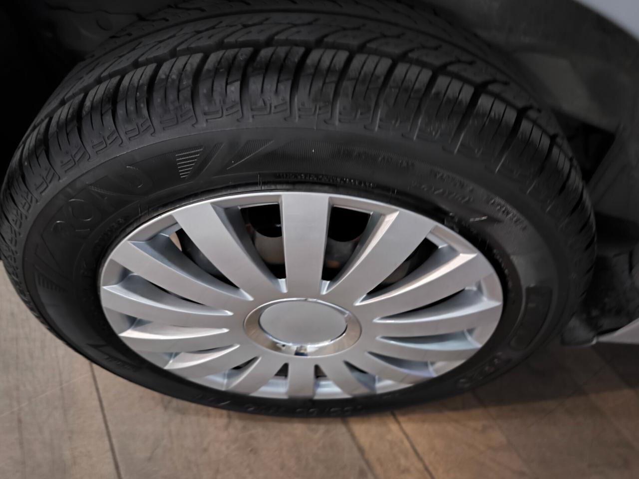 Peugeot 108 VTi 68 5 porte Active AUTOMATICA