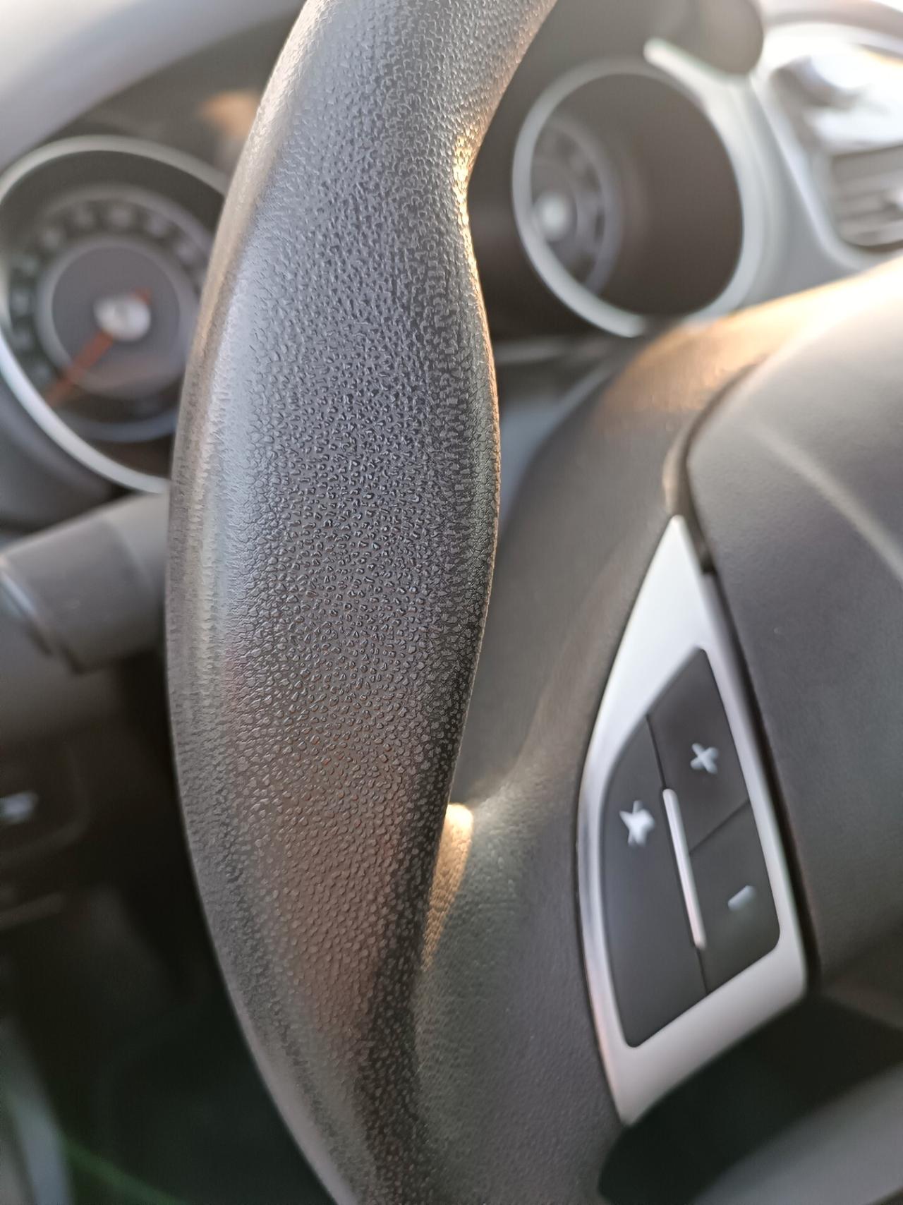 Fiat Punto Evo virgin radio
