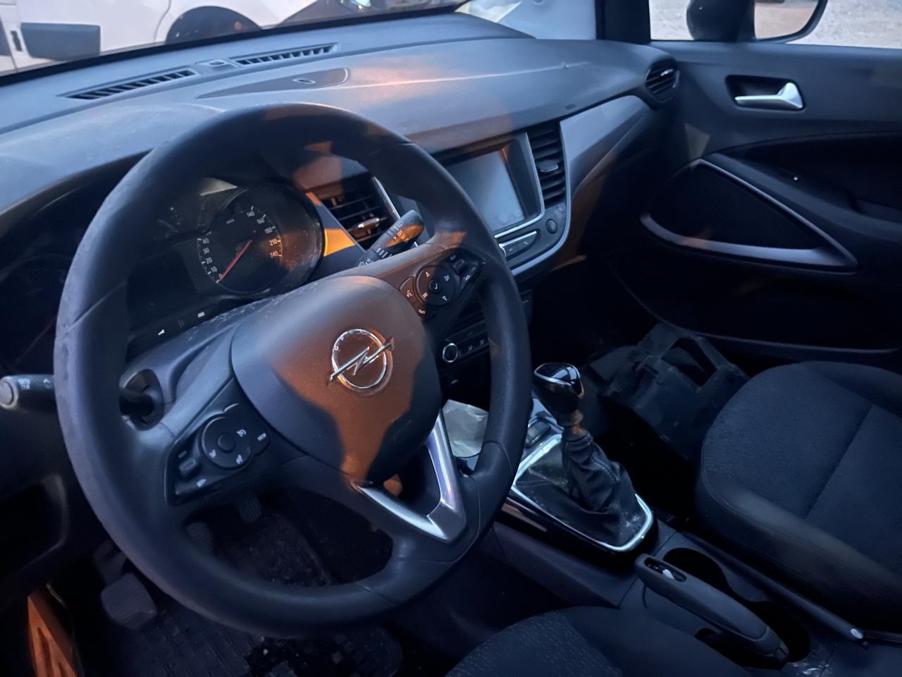 Opel Crossland X 1.5 D 102 CV (m. Rotto) Innovation