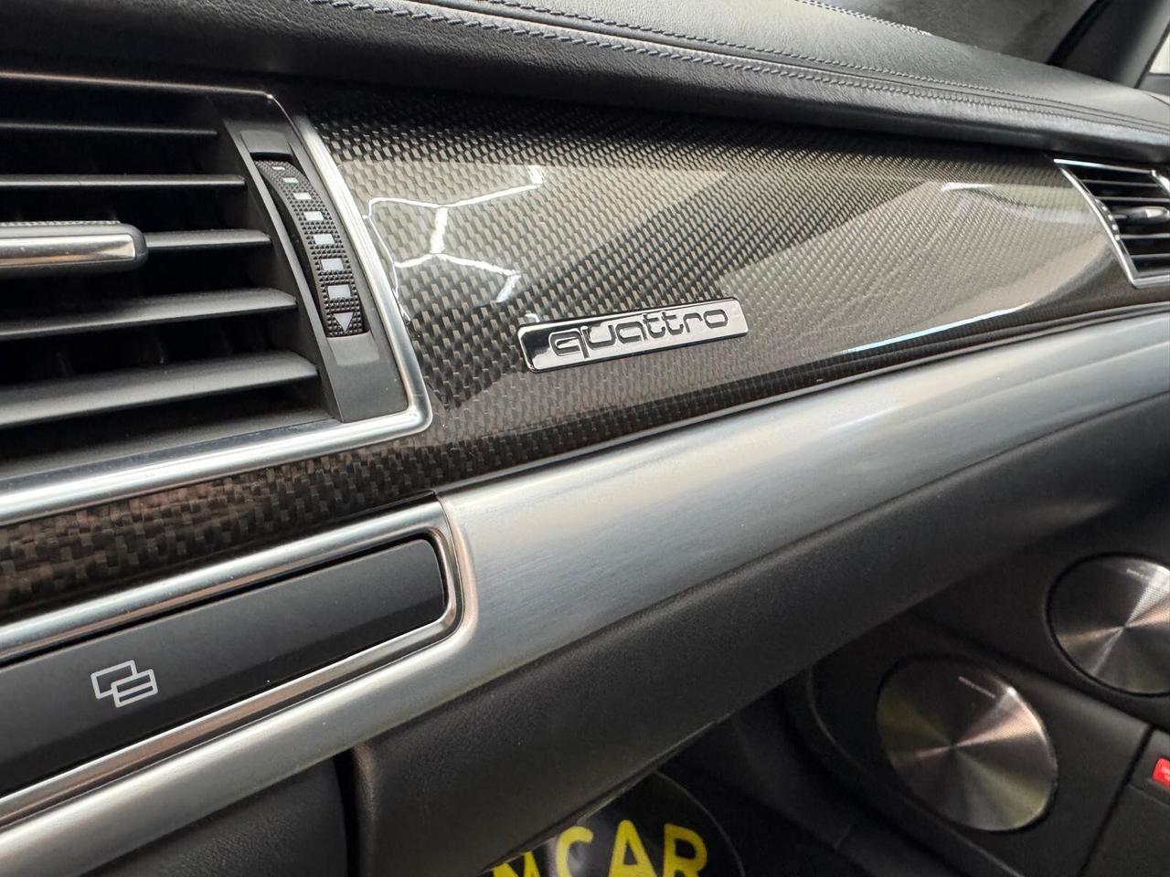 Audi S8 5.2 V10 450Cv