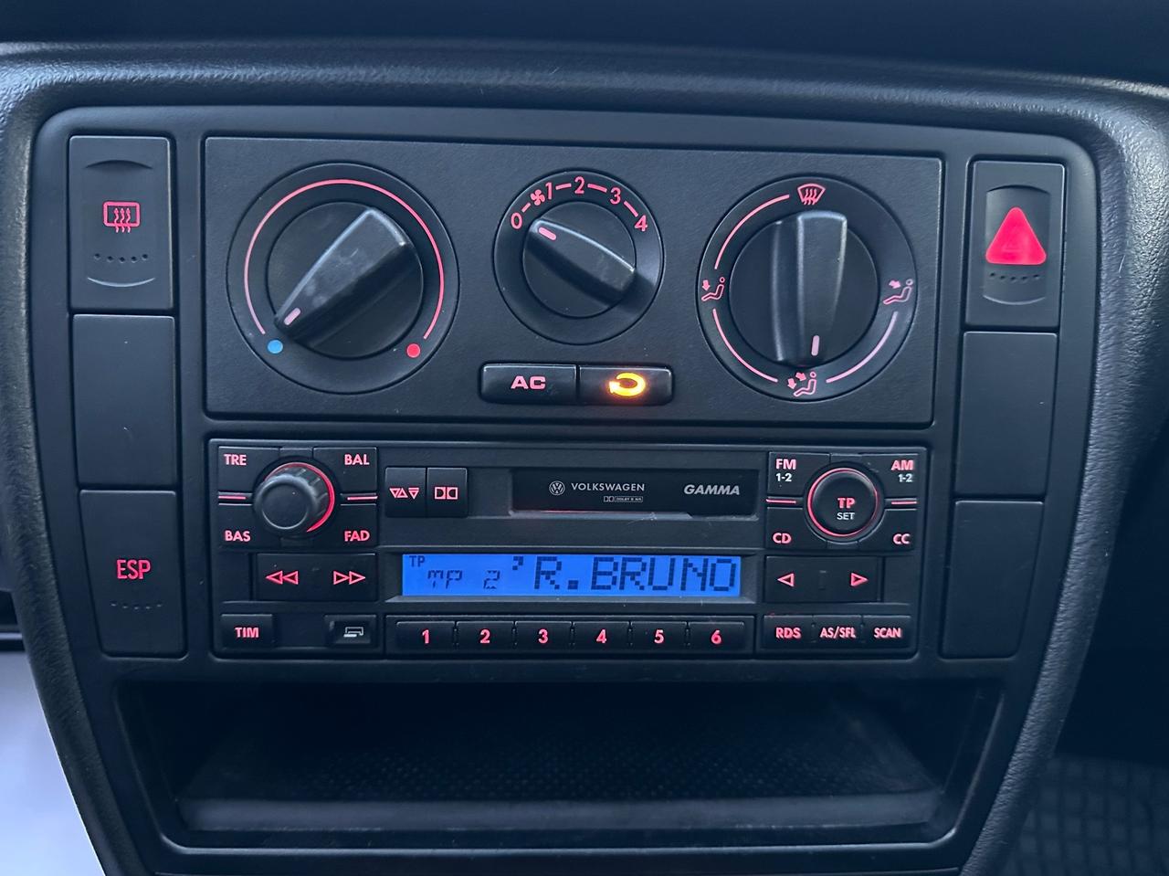 Volkswagen Passat 1.9 TDI/130 CV cat Business