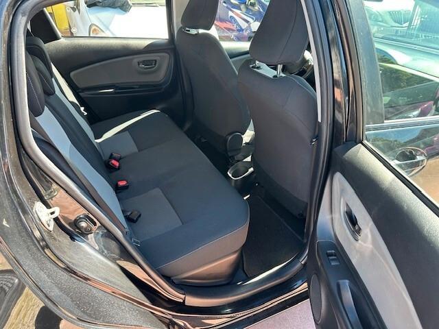 Toyota Yaris 1.5 Hybrid 5 porte Active, AUTOMATICA!!