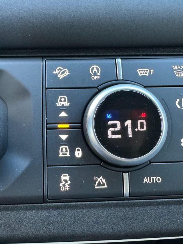 LAND ROVER Defender 110 3.0D I6 SE AUTOCARRO N1 PREZZO NETTO