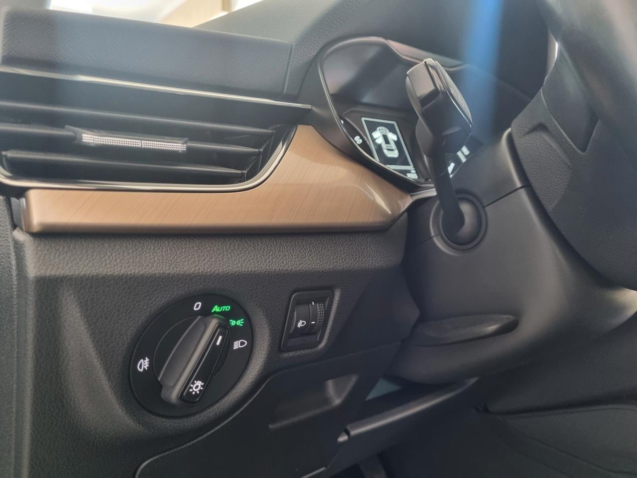 Skoda Kamiq 1.0 G-Tec Ambition, FULL LED, TELECAMERA, NAVI