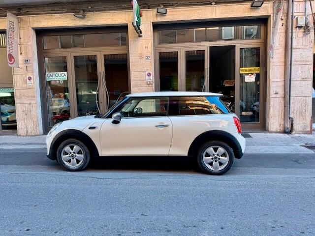 Mini Cooper 1.5 One D