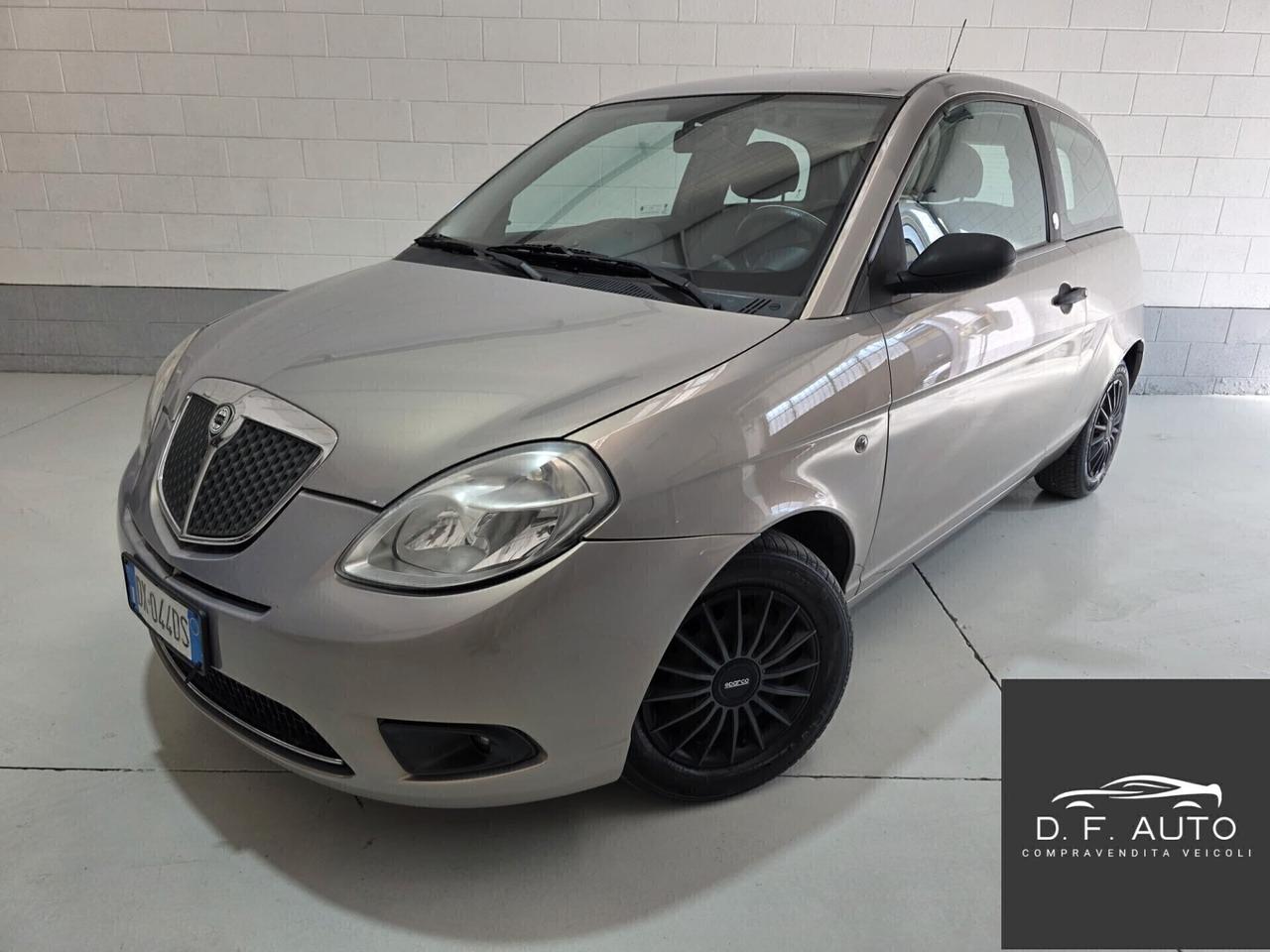 Lancia Ypsilon 1.4 Oro Ecochic GPL