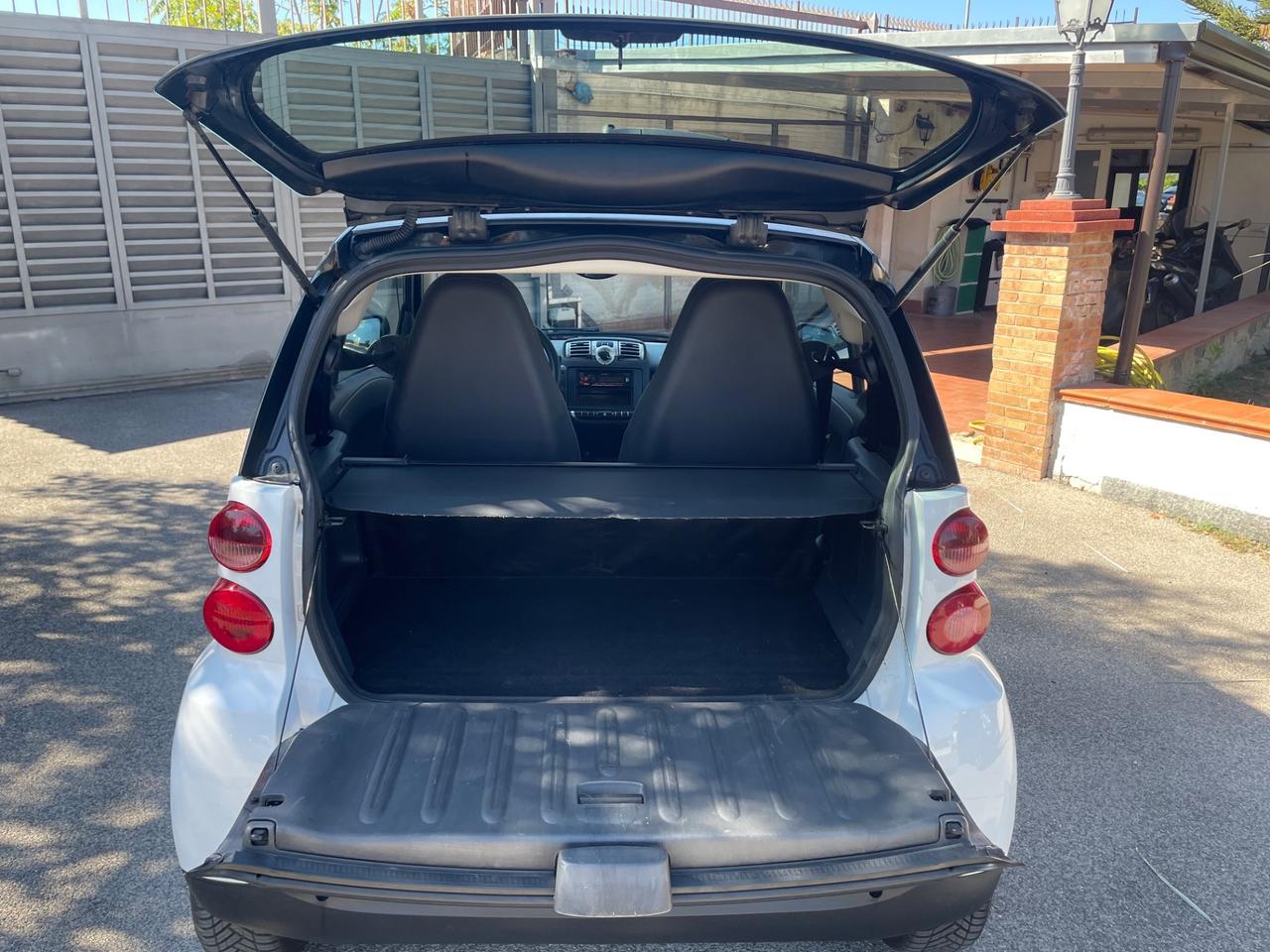 Smart ForTwo 1000 52 kW coupé pure