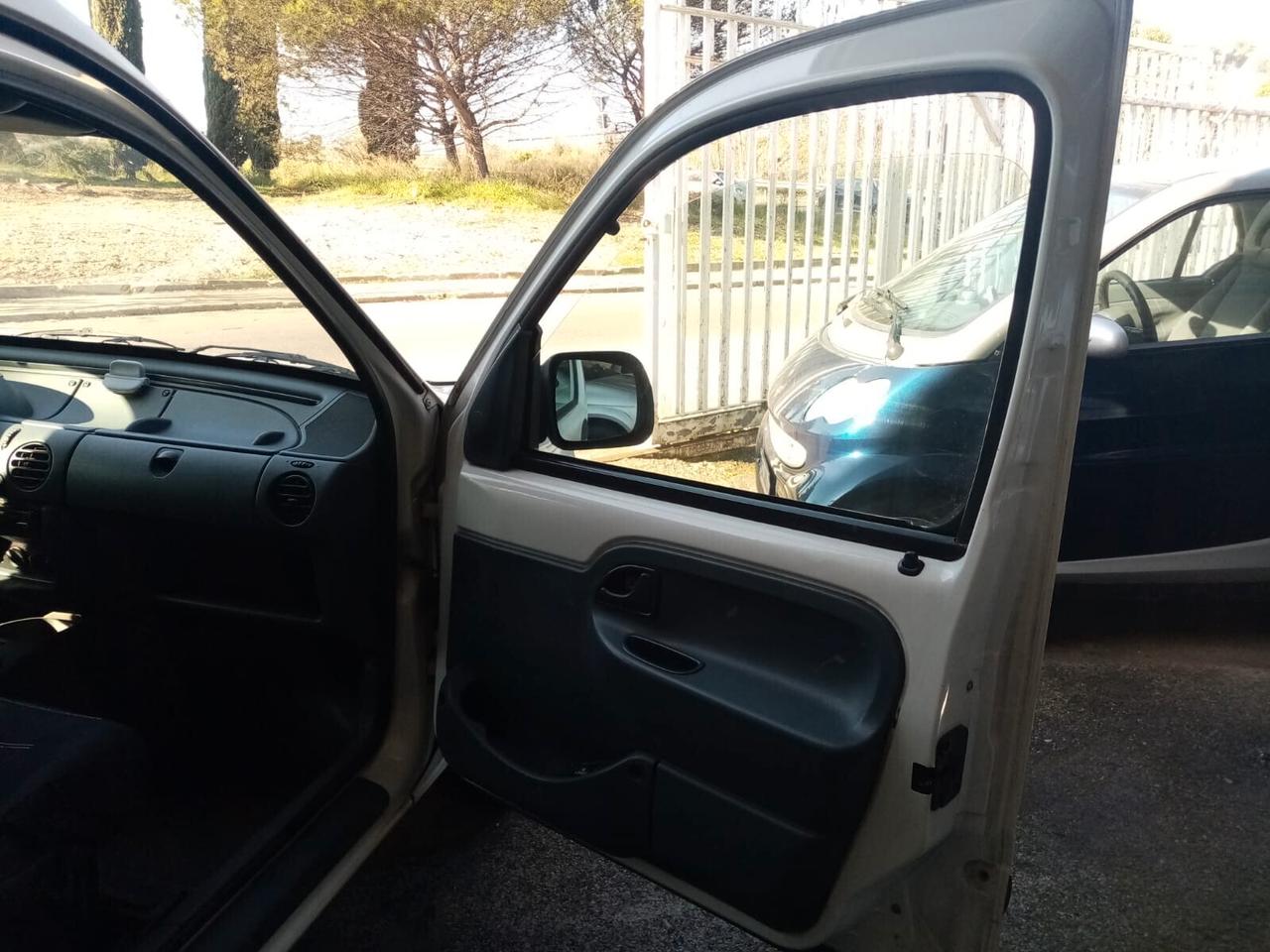 RENAULT KANGOO 1.4 CAT RN