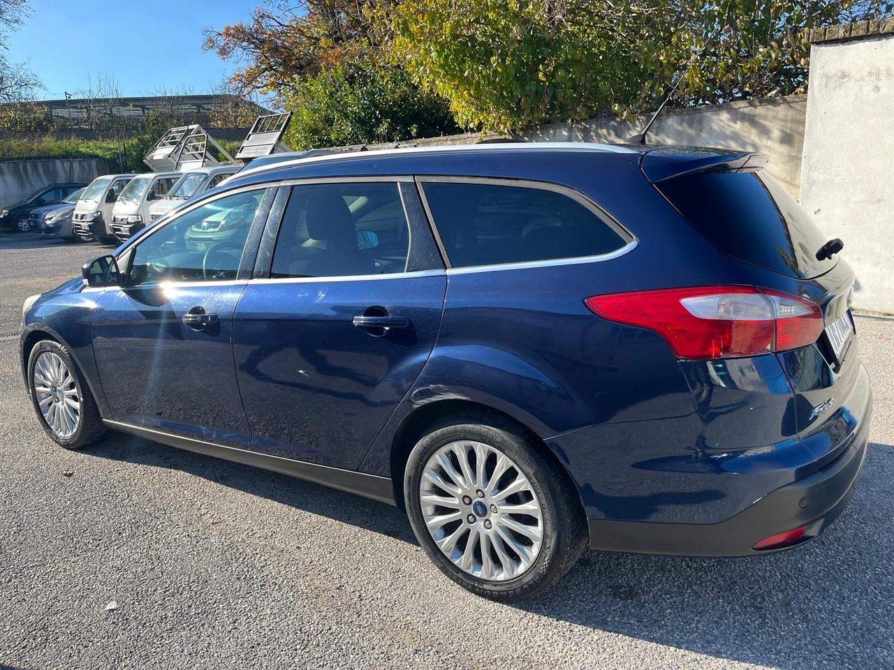 Ford focus s.w-1.6 tdci-full-2012