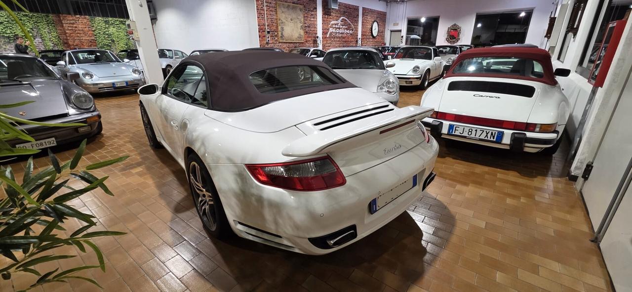 Porsche 911 997 Carrera Turbo Cabriolet Book service Italia
