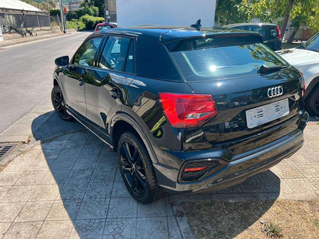 Audi Q2 30 TDI S tronic cockpit navigatore