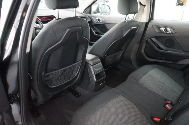 BMW 116 d 5p. Business Advantage