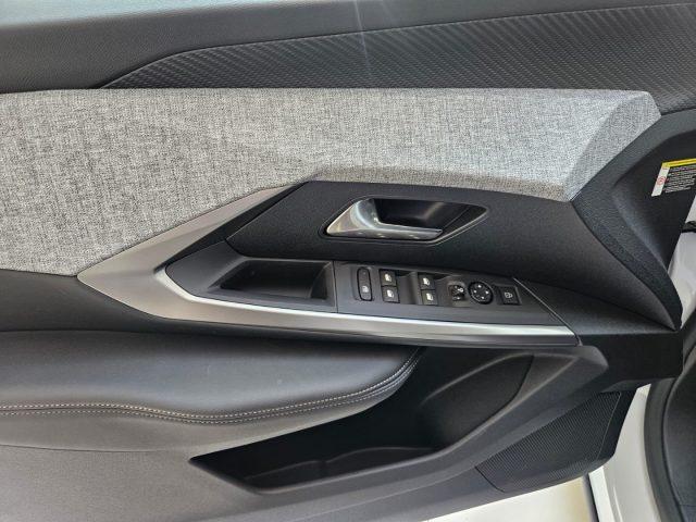 PEUGEOT 3008 Hybrid 136 e-DCS6 Allure tua da ?389,00 mensili