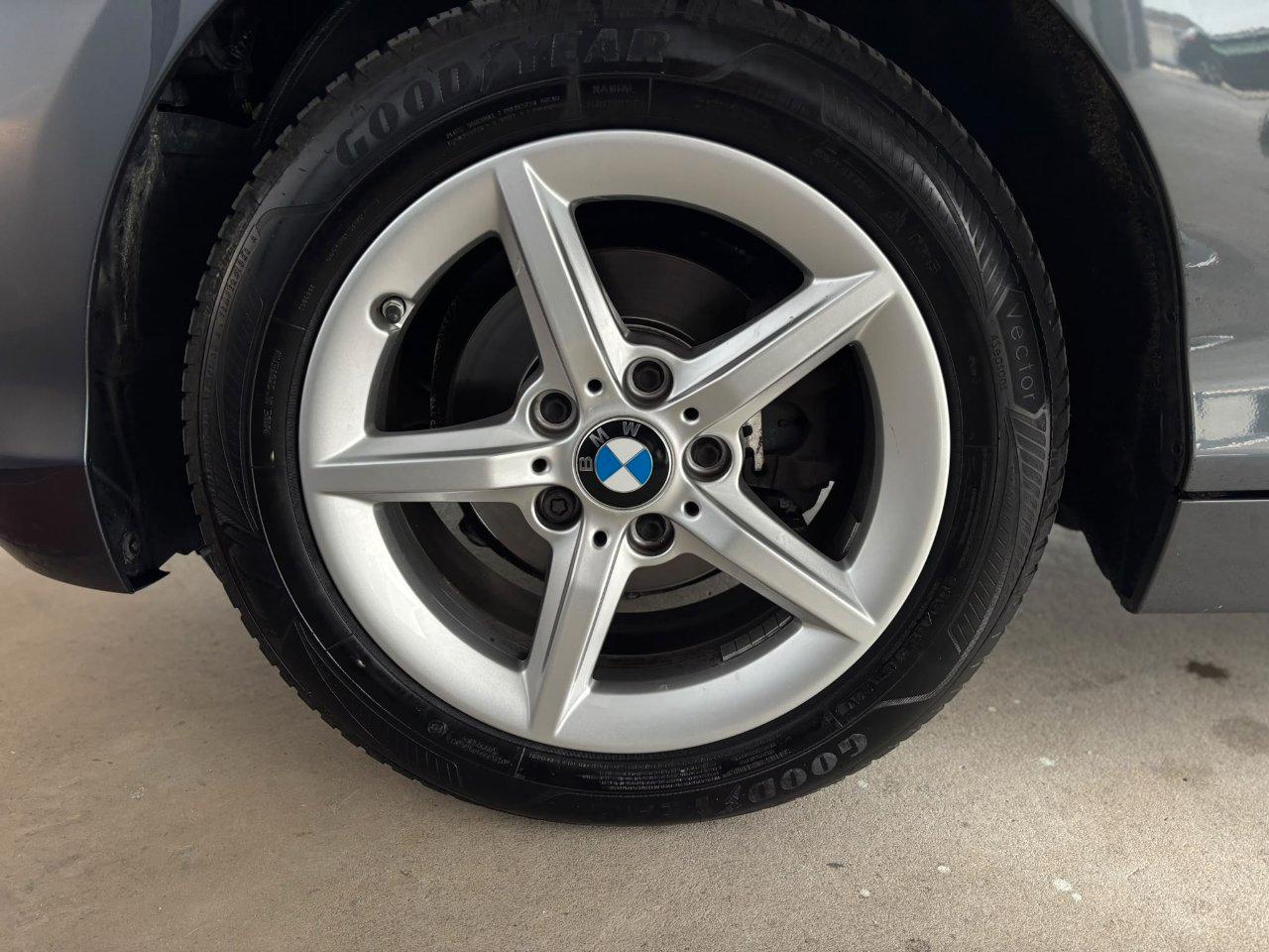 BMW 118 d Business 5p