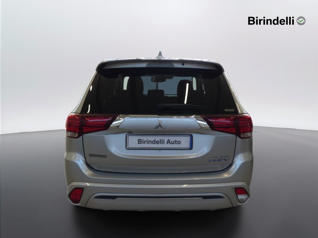 MITSUBISHI Outlander 3ª serie - Outlander 2.4 MIVEC 4WD PHEV Instyle Plus SDA