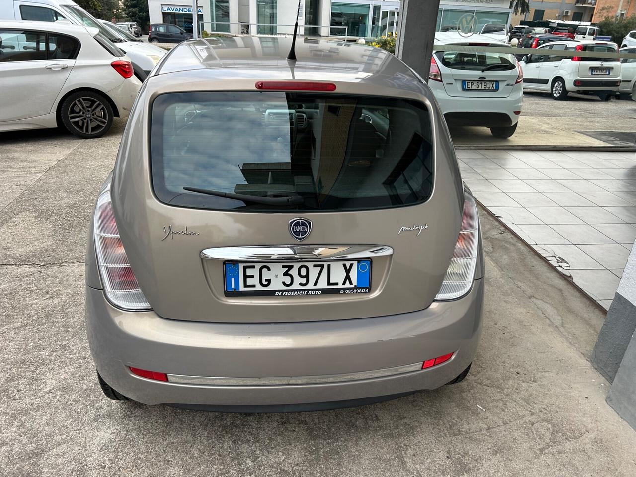 Lancia Ypsilon 1.3 MJ DIESEL NEOPATENTATI!!!!!!