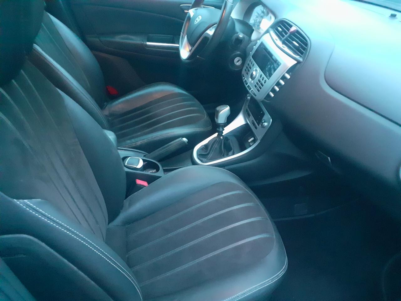 Lancia Delta 2.0 MJT DPF Platinum KM. 49.000