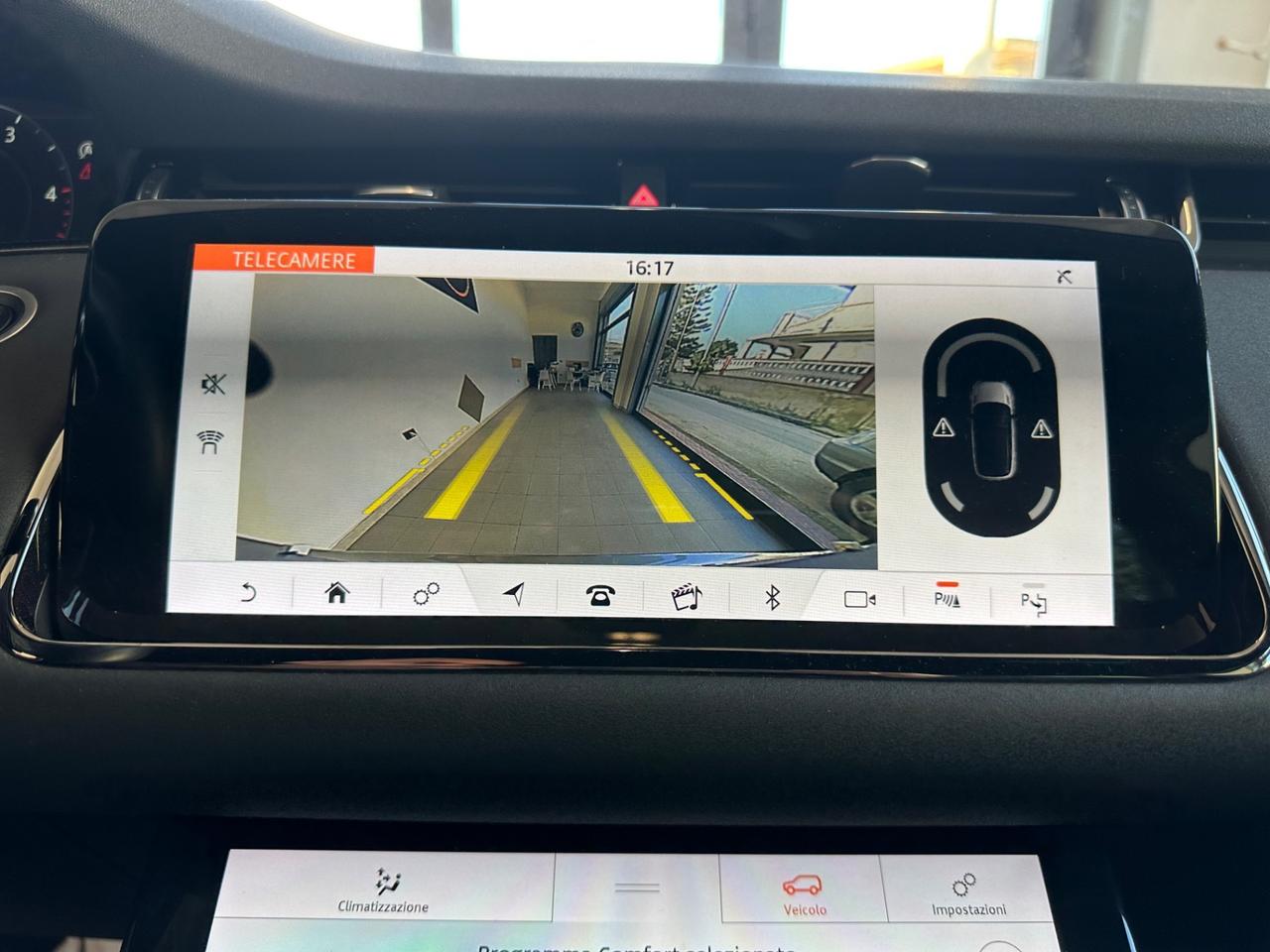 Land Rover Range Evoque 2.0 Hybrid R-Dynamic TD4 150 CV