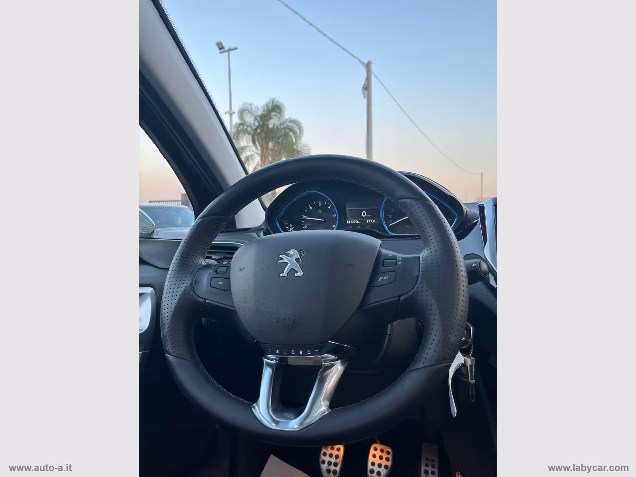PEUGEOT 2008 BlueHDi 120 S&S Crossway